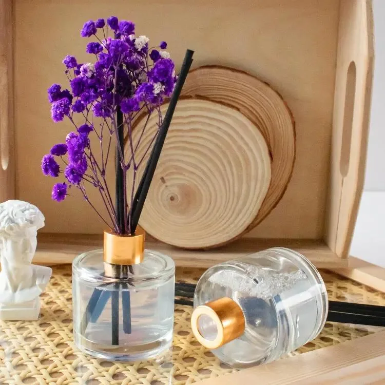 Wholesale Custom 50ml Glass Bottle Fragrance Air Freshener Bathroom Hotel Dried Flower Reed Diffuser with Stick